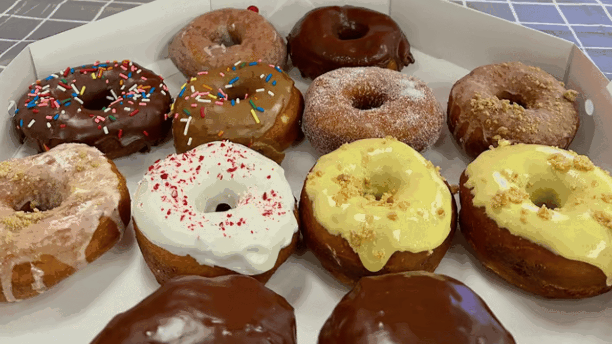 Donuts packed in octagonal box